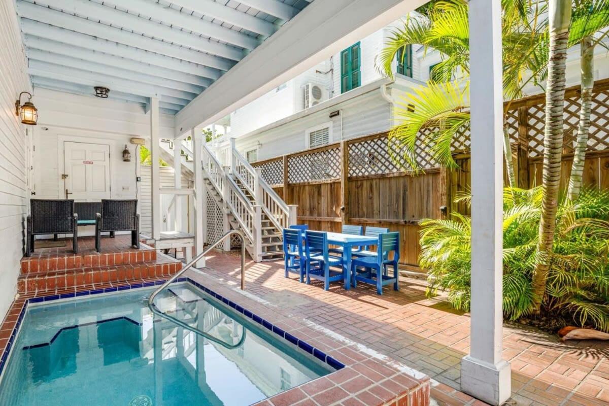 Bananas Foster Guesthouse Ки-Уэст Экстерьер фото