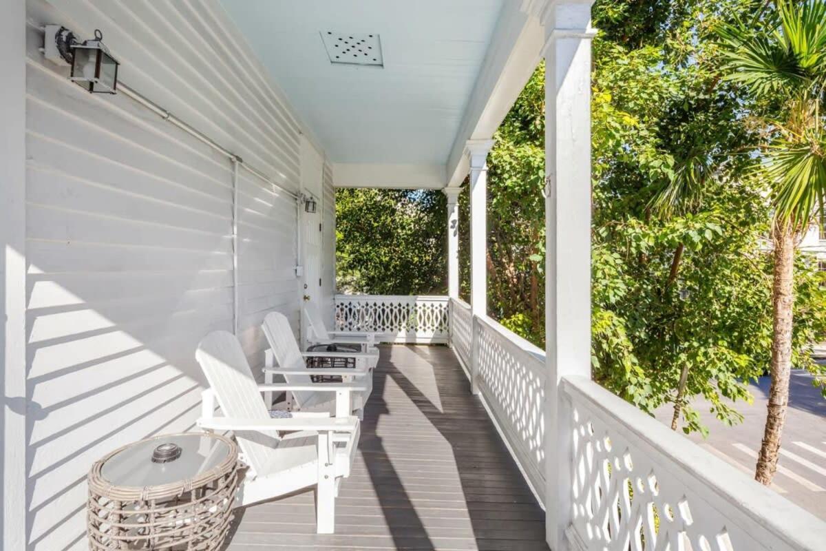 Bananas Foster Guesthouse Ки-Уэст Экстерьер фото